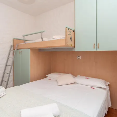 Angelica Trilo Bologna Apartment Budoni